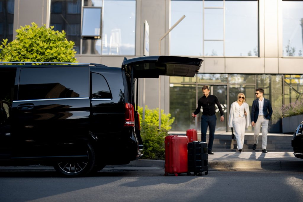 Lisbon Private Minivan Transfers